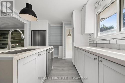 236 Mcgill Street, Quinte West (Trenton Ward), ON - Indoor Photo Showing Kitchen