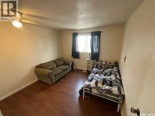 62 Andrews Crescent, Regina, SK - Indoor Photo Showing Living Room