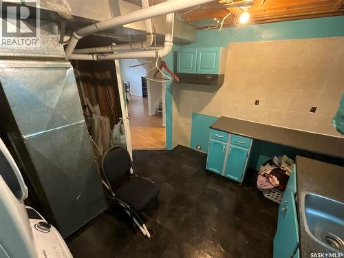 62 Andrews Crescent, Regina, SK - Indoor Photo Showing Basement