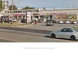 3 - 2881 LAWRENCE AVENUE  Toronto, ON M1P 2S8