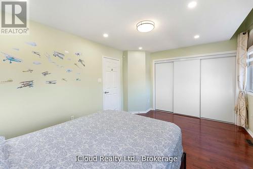 4758 Allegheny Road, Mississauga, ON - Indoor Photo Showing Bedroom