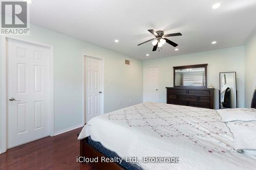 4758 Allegheny Road, Mississauga, ON - Indoor Photo Showing Bedroom