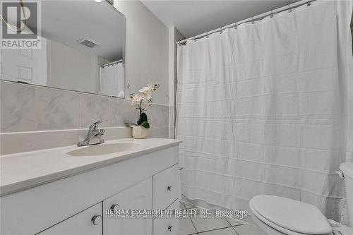 1157 Charminster Crescent, Mississauga, ON - Indoor Photo Showing Bathroom