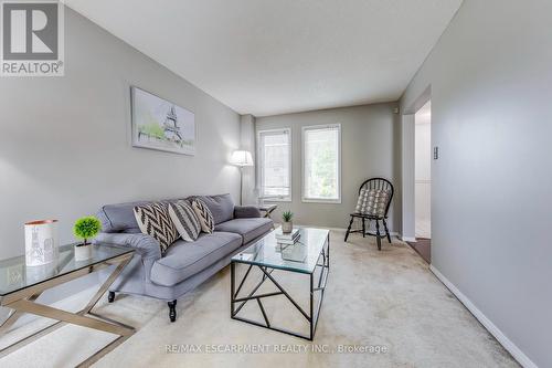 1157 Charminster Crescent, Mississauga, ON - Indoor Photo Showing Living Room