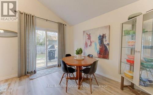 707 Paris Boulevard, Waterloo, ON - Indoor Photo Showing Dining Room