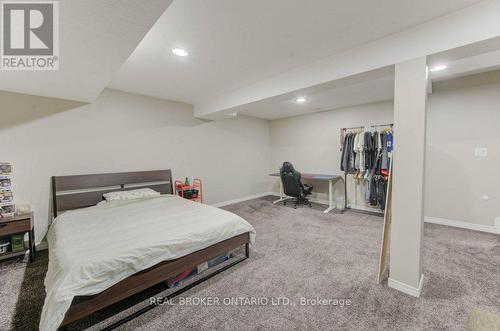 707 Paris Boulevard, Waterloo, ON - Indoor Photo Showing Bedroom