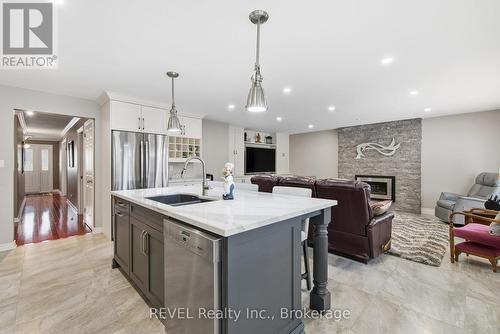 4 Kevin Drive, Pelham (Fonthill), ON - Indoor Photo Showing Other Room With Fireplace