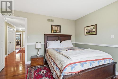 4 Kevin Drive, Pelham (Fonthill), ON - Indoor Photo Showing Bedroom