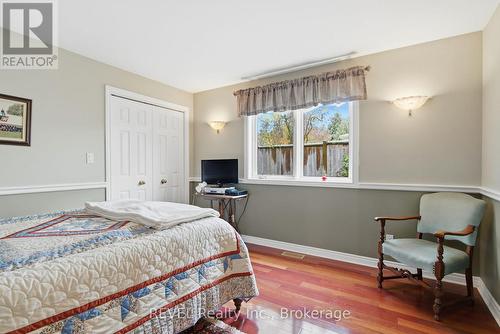4 Kevin Drive, Pelham (Fonthill), ON - Indoor Photo Showing Bedroom