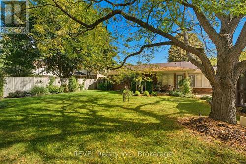 4 Kevin Drive, Pelham (Fonthill), ON - Outdoor