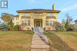 196 BRIDGE STREET E  Belleville (Belleville Ward), ON K8N 1N6