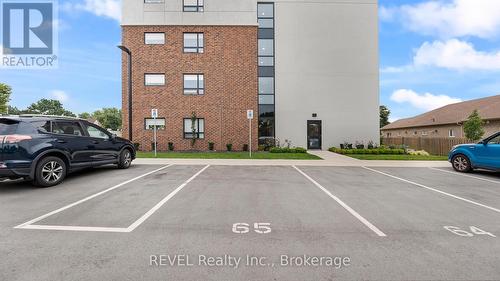 106 - 3998 Victoria Avenue, Lincoln (Lincoln-Jordan/Vineland), ON - Outdoor
