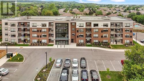 106 - 3998 Victoria Avenue, Lincoln (Lincoln-Jordan/Vineland), ON - Outdoor With Facade