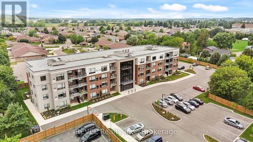 106 - 3998 Victoria Avenue, Lincoln (Lincoln-Jordan/Vineland), ON - Outdoor With View