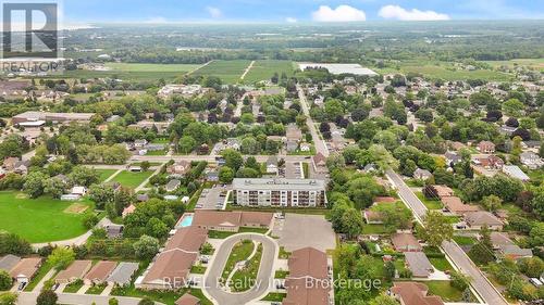 106 - 3998 Victoria Avenue, Lincoln (Lincoln-Jordan/Vineland), ON - Outdoor With View