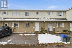 21 - 8136 COVENTRY ROAD  Niagara Falls (West Wood), ON L2H 2X6