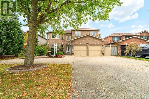 1106 Ridge Valley Drive, Oshawa (Pinecrest), ON - Outdoor