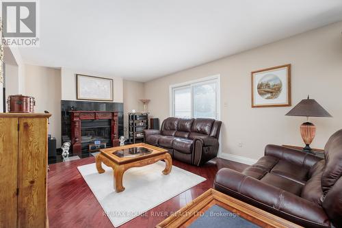 1106 Ridge Valley Drive, Oshawa (Pinecrest), ON - Indoor Photo Showing Living Room With Fireplace