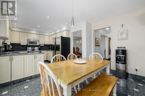 1106 Ridge Valley Drive, Oshawa (Pinecrest), ON - Indoor