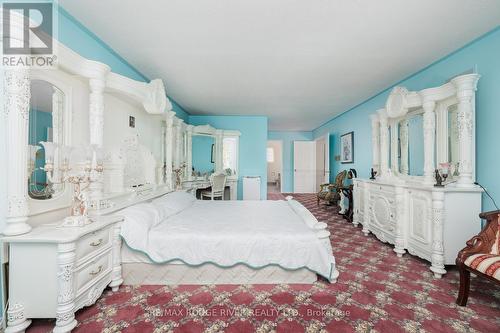 1106 Ridge Valley Drive, Oshawa (Pinecrest), ON - Indoor Photo Showing Bedroom