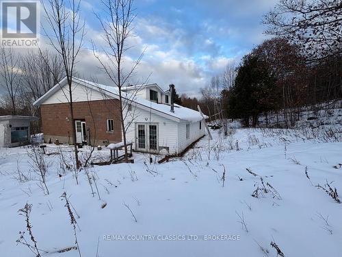 534 B SLATE FALLS ROAD  Addington Highlands (Addington Highlands), ON K0H 1L0