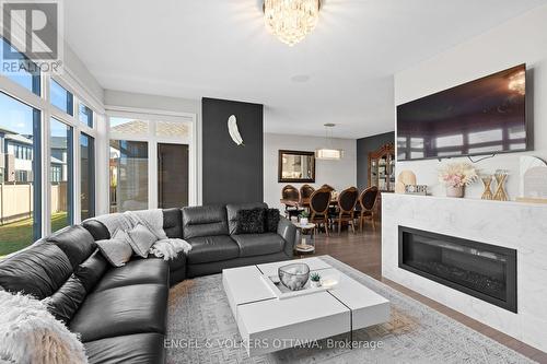 933 Islington Way, Ottawa, ON - Indoor Photo Showing Living Room With Fireplace