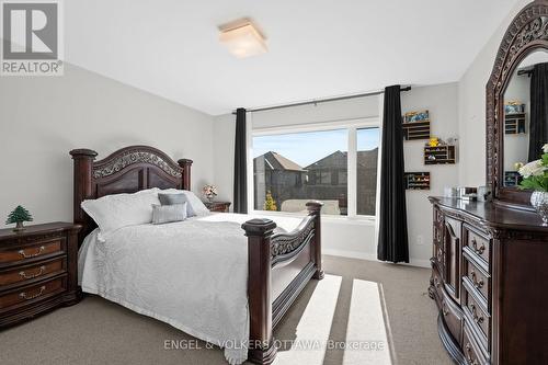 933 Islington Way, Ottawa, ON - Indoor Photo Showing Bedroom