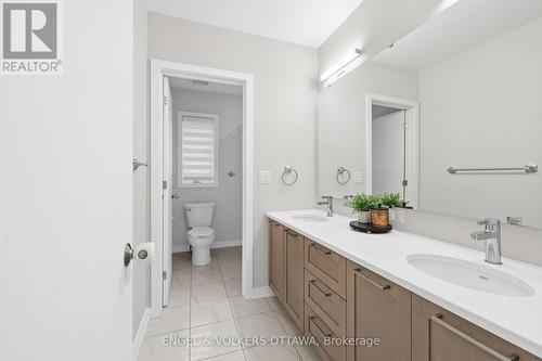933 Islington Way, Ottawa, ON - Indoor Photo Showing Bathroom