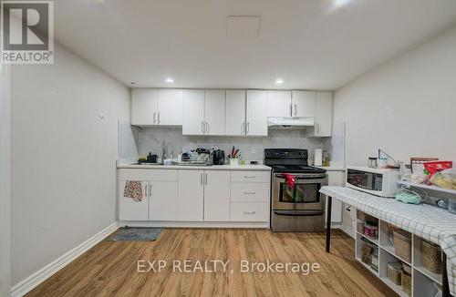 1361 Stanbury Road, Oakville (Wo West), ON - Indoor Photo Showing Kitchen