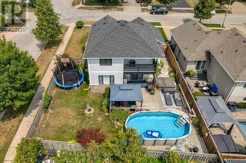 5 Wellandvale Drive, Welland (N. Welland), ON - Outdoor With Above Ground Pool