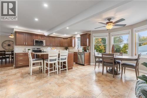 215 County Rd 34 West, Cottam, ON - Indoor