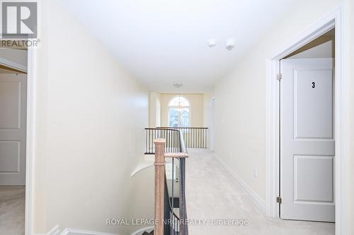 9367 Emerald Avenue, Niagara Falls (Lyons Creek), ON - Indoor Photo Showing Other Room