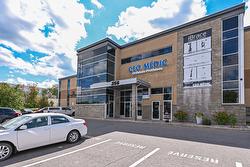 202-256 Rue De Montigny  Saint-Jérôme, QC J7Z 5R2