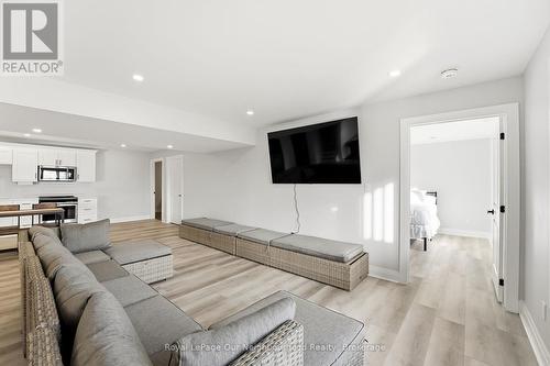 14321 County Road 2, Cramahe, ON - Indoor Photo Showing Living Room