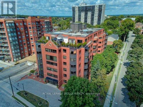 303 - 20 Ellen Street E, Kitchener, ON - Outdoor