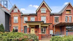 UPPER - 363 EUCLID AVENUE  Toronto, ON M6J 2K1