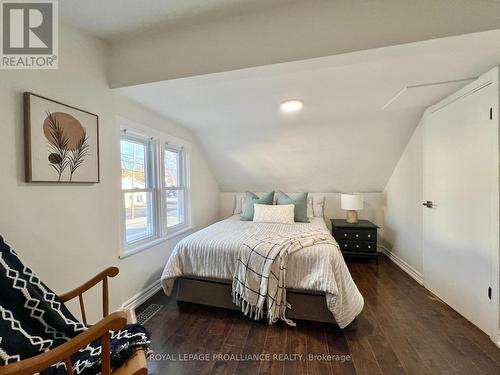 248 Dufferin Avenue, Quinte West (Trenton Ward), ON - Indoor Photo Showing Bedroom