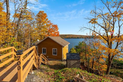 Face arrière - 700 Rue Du Cap, Saint-Hippolyte, QC - Outdoor