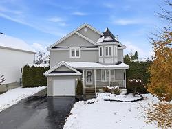 17 Rue des Perdrix  Saint-Basile-Le-Grand, QC J3N 1P9