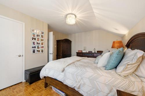 Primary bedroom - 17 Rue Des Perdrix, Saint-Basile-Le-Grand, QC - Indoor Photo Showing Bedroom