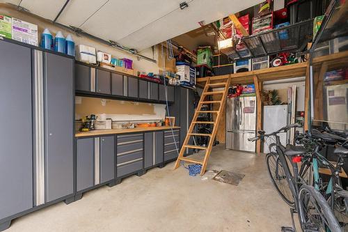 Garage - 17 Rue Des Perdrix, Saint-Basile-Le-Grand, QC - Indoor