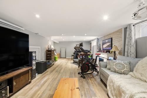 Family room - 17 Rue Des Perdrix, Saint-Basile-Le-Grand, QC - Indoor