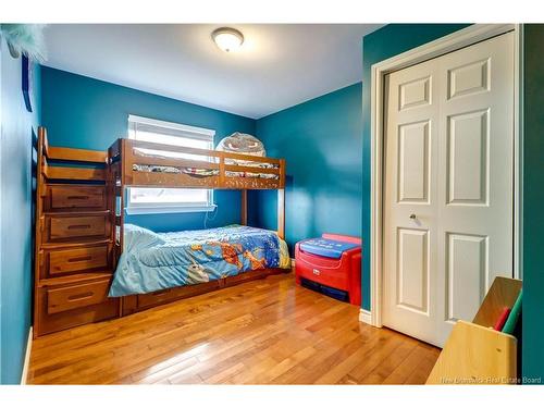 60 Hunterwood St, Moncton, NB 