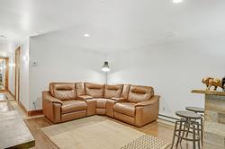 Family room - 