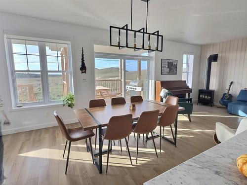 Dining room - 30Z Ch. Joseph-Leblanc, Les Îles-De-La-Madeleine, QC - Indoor Photo Showing Dining Room