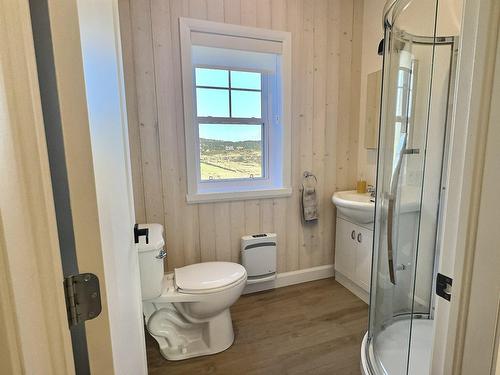 Bathroom - 30Z Ch. Joseph-Leblanc, Les Îles-De-La-Madeleine, QC - Indoor Photo Showing Bathroom