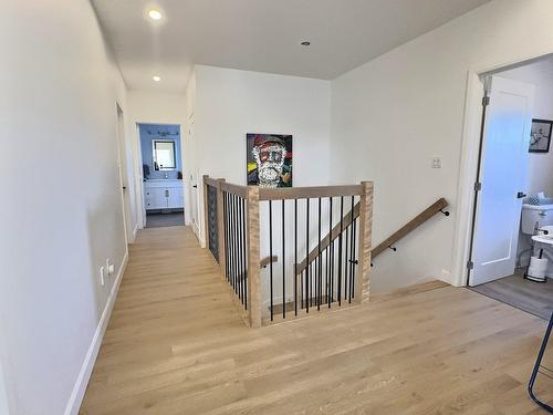 Staircase - 30Z Ch. Joseph-Leblanc, Les Îles-De-La-Madeleine, QC - Indoor Photo Showing Other Room