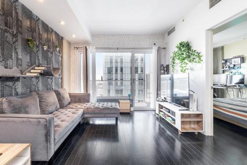 Living room - 1102-1150 Rue St-Denis, Montréal (Ville-Marie), QC - Indoor Photo Showing Living Room