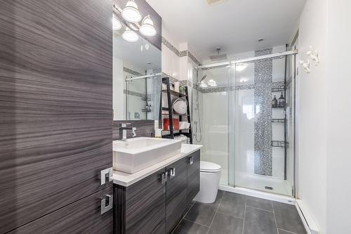 Bathroom - 1102-1150 Rue St-Denis, Montréal (Ville-Marie), QC - Indoor Photo Showing Bathroom