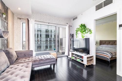 Living room - 1102-1150 Rue St-Denis, Montréal (Ville-Marie), QC - Indoor Photo Showing Living Room